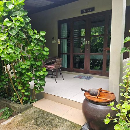 Hotel Bang Po Hut Ban Bang Po Exteriér fotografie