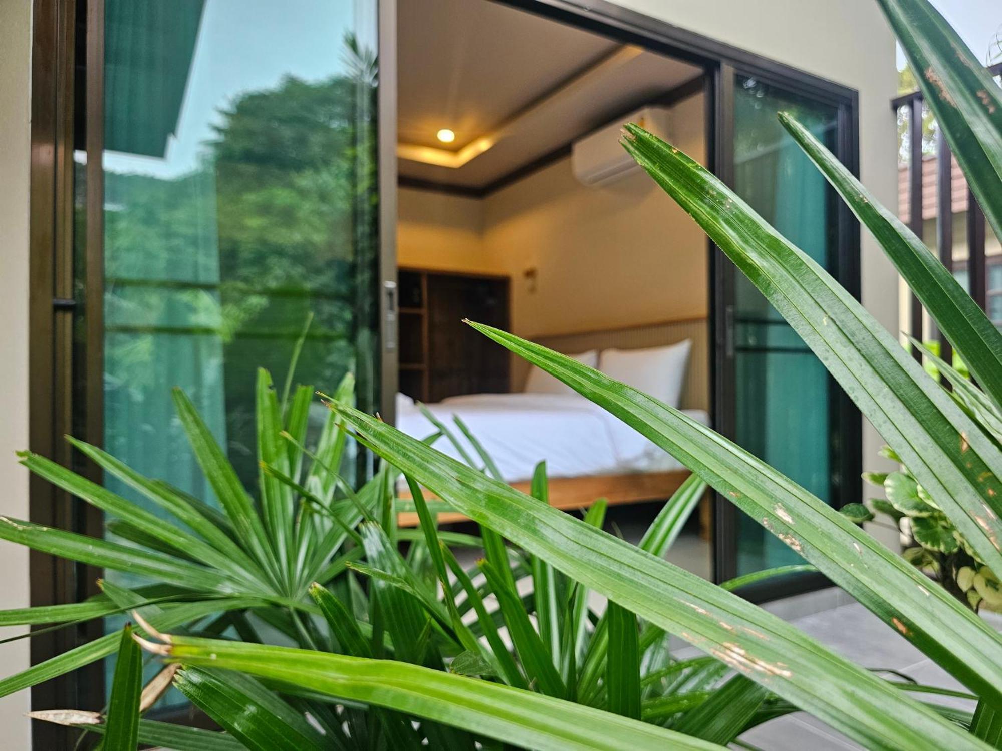 Hotel Bang Po Hut Ban Bang Po Exteriér fotografie