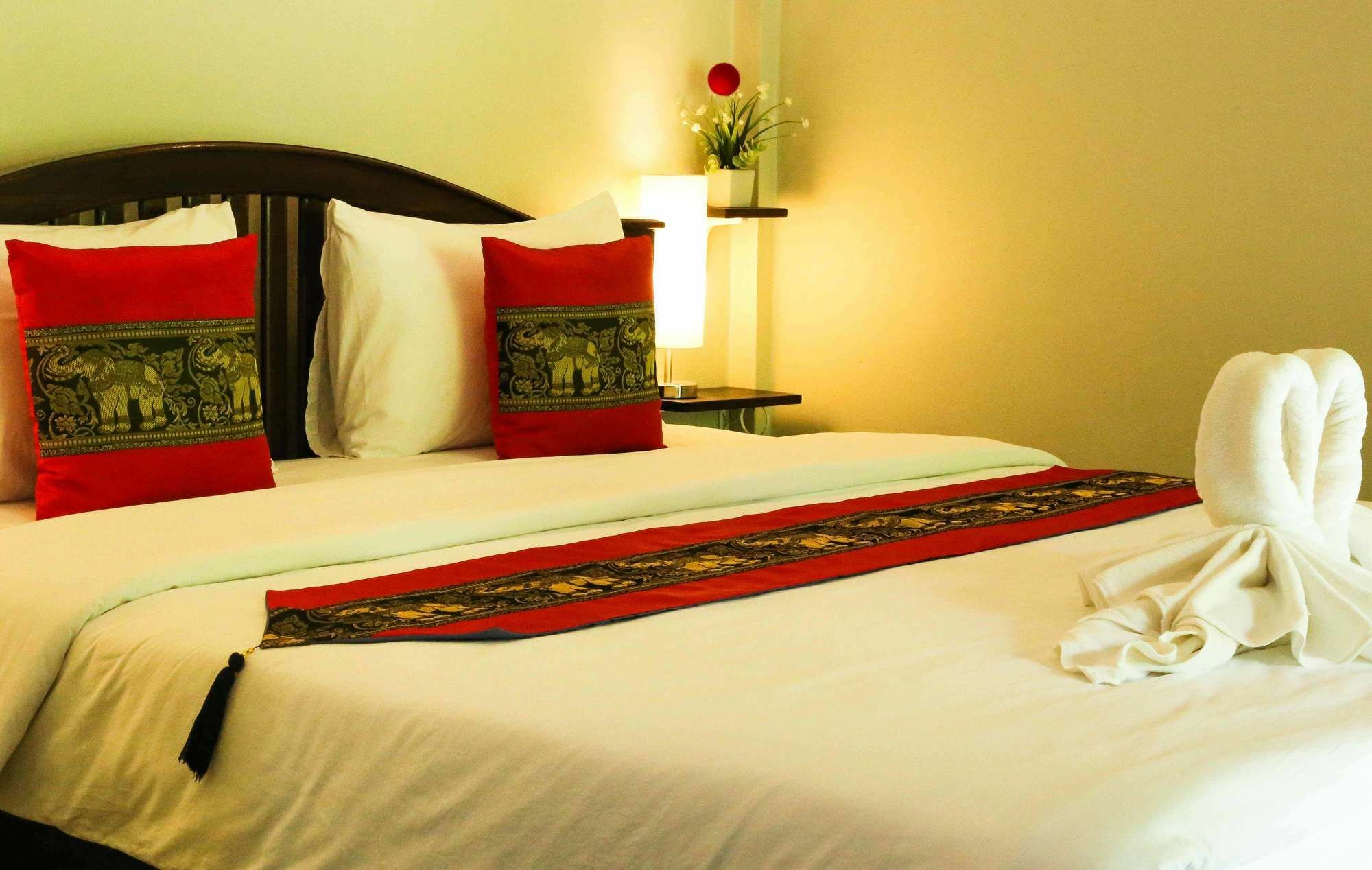 Hotel Bang Po Hut Ban Bang Po Exteriér fotografie